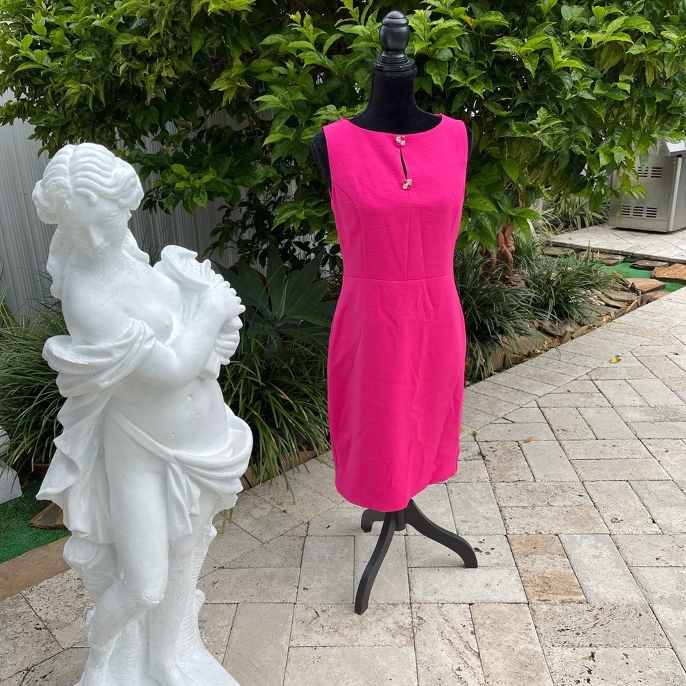 🎉HP🎉 Karl Lagerfeld dress
